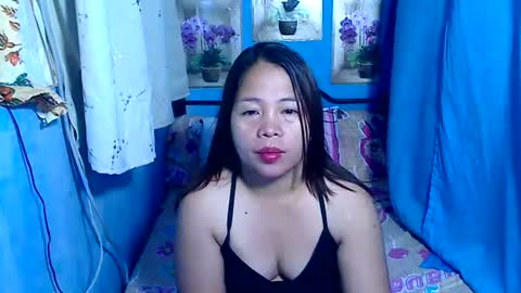 Snapshot of lady_in_bed69 chatting on 07/10/26, 10:34 lady_in_bed69 online show from 07/10/26, 10:34