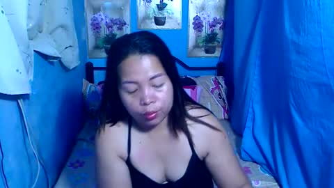 Snapshot of lady_in_bed69 chatting on 07/20/26, 10:56 lady_in_bed69 online show from 07/20/26, 10:56