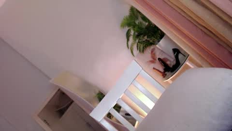 Stella online show from 02/10/26, 02:04