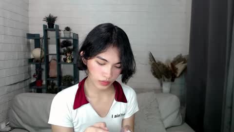 Snapshot of lady_jedyy chatting on 12/28/24, 06:17   online show from 12/28/24, 06:17