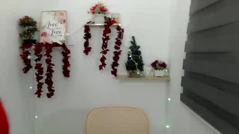 Snapshot of lady_jedyy chatting on 02/01/25, 01:51   online show from 02/01/25, 01:51