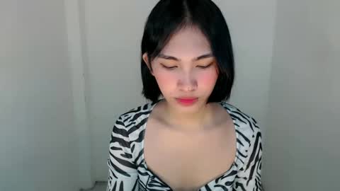 Snapshot of lady_jedyy chatting on 02/25/25, 04:53   online show from 02/25/25, 04:53