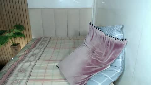   online show from 03/22/26, 04:16