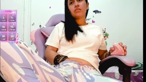 Snapshot of lady_jhana chatting on 06/19/26, 11:47 Jhana online show from 06/19/26, 11:47