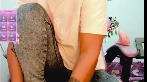 Snapshot of lady_jhana chatting on 07/09/26, 11:58 Jhana online show from 07/09/26, 11:58