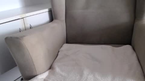 Snapshot of lady_sexyandbeauty chatting on 12/03/25, 07:27 lady_sexyandbeauty online show from 12/03/25, 07:27