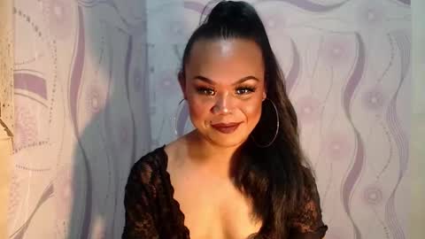 lady_shane26 online show from 05/11/26, 03:07