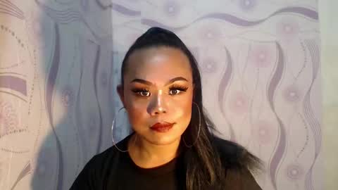 lady_shane26 online show from 05/12/26, 12:35