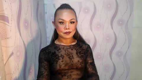 lady_shane26 online show from 05/17/26, 05:31