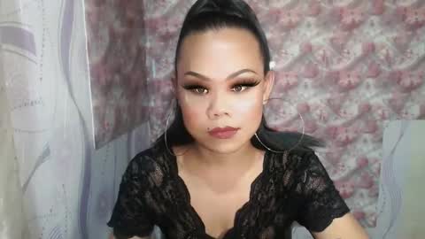 lady_shane26 online show from 06/04/26, 10:32