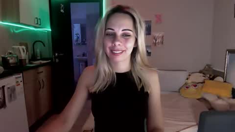 lady_smile69 online show from 09/09/25, 02:22