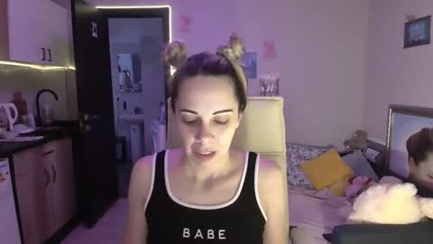 Snapshot of lady_smile69 chatting on 11/01/25, 03:03 lady_smile69 online show from 11/01/25, 03:03