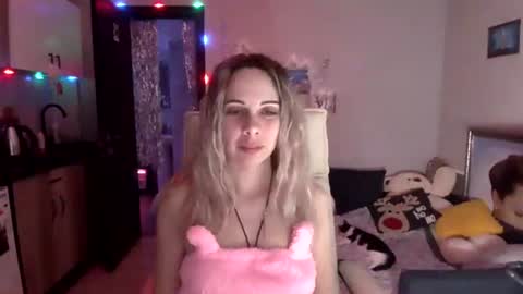 Snapshot of lady_smile69 chatting on 01/15/26, 07:06 lady_smile69 online show from 01/15/26, 07:06