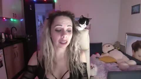 Snapshot of lady_smile69 chatting on 01/18/26, 04:00 lady_smile69 online show from 01/18/26, 04:00