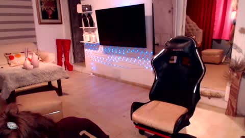 Snapshot of lady_sovereign chatting on 01/30/25, 03:51 M MMY online show from 01/30/25, 03:51