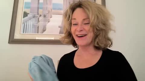 Ladybabs online show from 11/17/25, 07:08