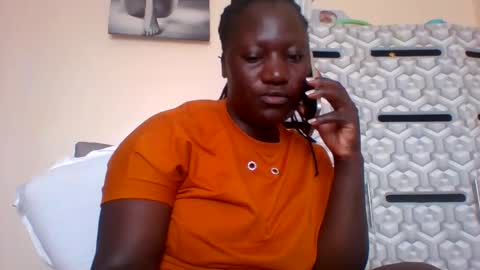 lindah32 online show from 01/14/25, 10:38