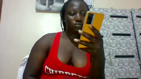 lindah32 online show from 01/16/25, 06:37