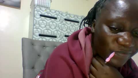 lindah32 online show from 01/17/25, 10:45