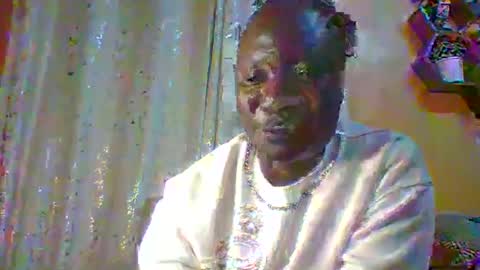 lindah32 online show from 09/25/25, 01:20