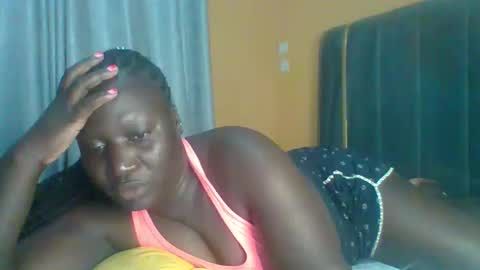 lindah32 online show from 01/05/26, 07:28