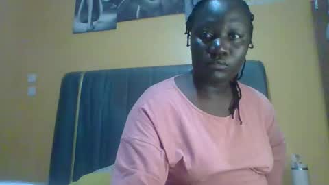 lindah32 online show from 06/08/26, 01:28