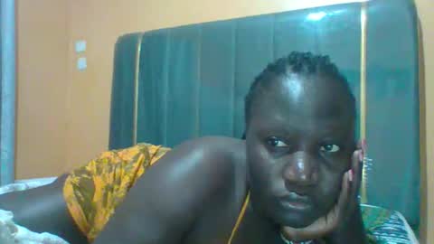 lindah32 online show from 06/09/26, 07:25