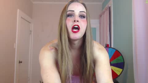 Snapshot of ladyboyhomemaker chatting on 01/22/25, 02:59 ladyboyhomemaker online show from 01/22/25, 02:59