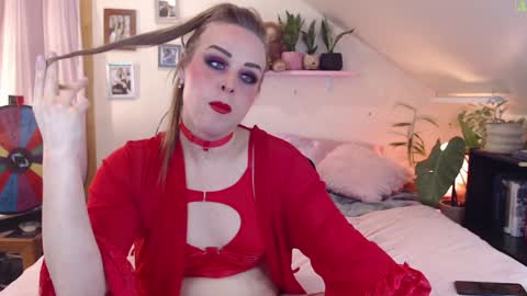 Snapshot of ladyboyhomemaker chatting on 01/24/25, 02:28 ladyboyhomemaker online show from 01/24/25, 02:28