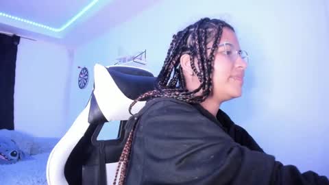 Snapshot of ladybrown_16 chatting on 02/09/25, 04:57  Lady  online show from 02/09/25, 04:57