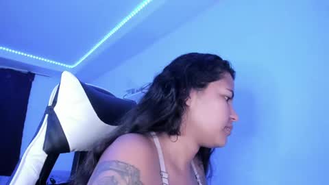 Snapshot of ladybrown_16 chatting on 02/28/25, 10:41  Lady  online show from 02/28/25, 10:41