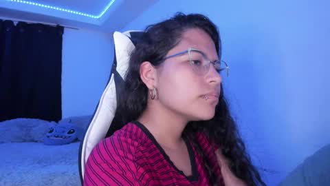 Snapshot of ladybrown_16 chatting on 03/02/25, 07:10  Lady  online show from 03/02/25, 07:10