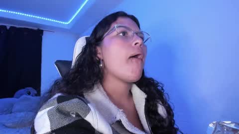 Snapshot of ladybrown_16 chatting on 03/10/25, 02:06  Lady  online show from 03/10/25, 02:06
