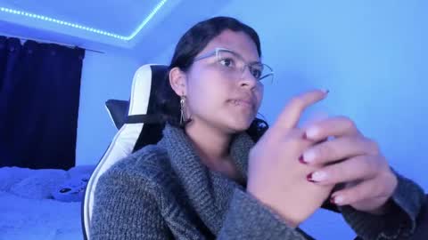 Snapshot of ladybrown_16 chatting on 03/11/25, 03:16  Lady  online show from 03/11/25, 03:16