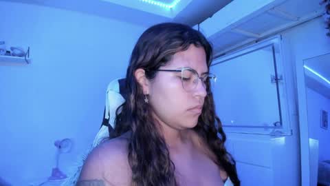  Lady  online show from 04/12/26, 03:22