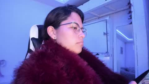 Snapshot of ladybrown_16 chatting on 06/09/26, 02:01 Lady online show from 06/09/26, 02:01