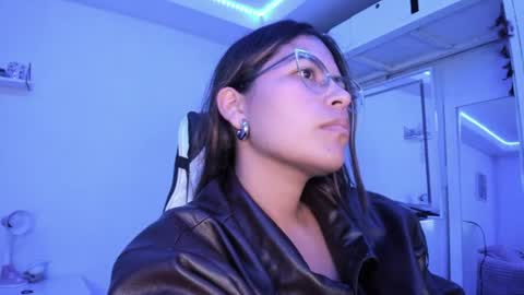 Snapshot of ladybrown_16 chatting on 07/07/26, 03:53 Lady online show from 07/07/26, 03:53