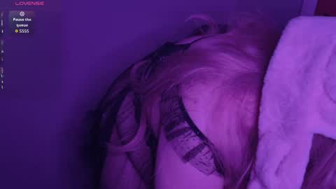 ladybugladyxx online show from 05/10/26, 12:49