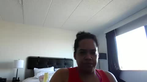 Snapshot of ladycinnabon chatting on 02/26/25, 04:56 Stephanie online show from 02/26/25, 04:56