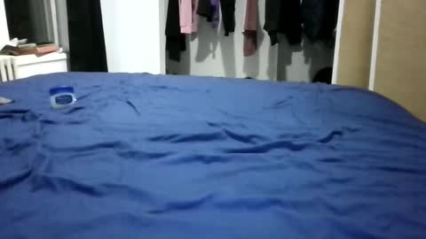 Snapshot of ladycinnabon chatting on 10/12/25, 01:15 Stephanie online show from 10/12/25, 01:15