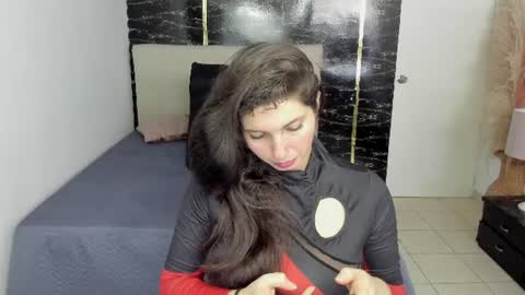 Snapshot of ladydanna chatting on 06/10/26, 04:17 Danna................. online show from 06/10/26, 04:17
