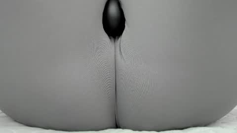 Snapshot of ladydanna chatting on 07/17/26, 04:23 Danna................. online show from 07/17/26, 04:23
