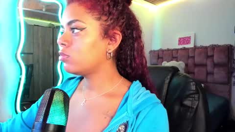 leidy daniela online show from 01/15/25, 05:50