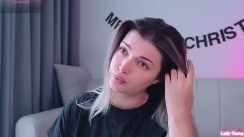 ladylancaster online show from 12/21/25, 06:31