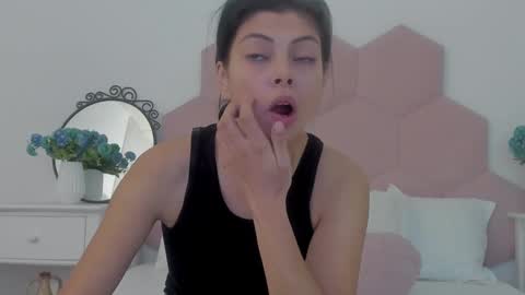 Snapshot of ladyliia chatting on 01/11/25, 04:38 Lia online show from 01/11/25, 04:38