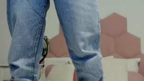 Snapshot of ladyliia chatting on 01/20/25, 10:51 Lia online show from 01/20/25, 10:51