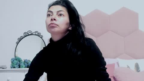 Snapshot of ladyliia chatting on 02/10/25, 04:19 Lia online show from 02/10/25, 04:19