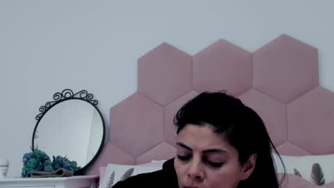 Snapshot of ladyliia chatting on 02/11/25, 04:22 Lia online show from 02/11/25, 04:22