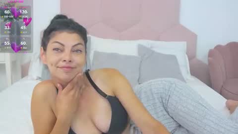 Snapshot of ladyliia chatting on 07/20/26, 04:05 Lia online show from 07/20/26, 04:05