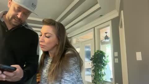 ladylorreign online show from 10/14/25, 02:07